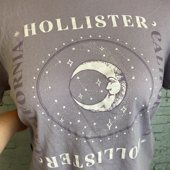 Hollister Women’s Lavender Lunar Moon Graphic Tee T-Shirt Sz M - Picture 3 of 11